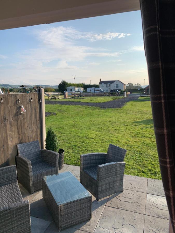 Dolafon Farm Luxury Glamping Cabin With Hot Tub St Asaph Exterior foto